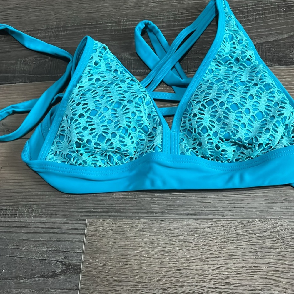 Fun bikini!!!! - Picture 5 of 8